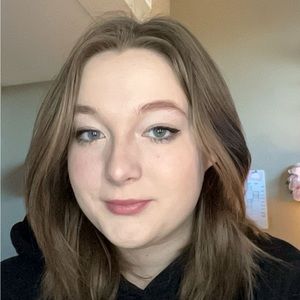 Meet your Posher, Kat